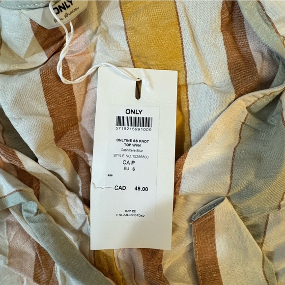 ONLY Striped Crop Top in Earthy Hues

#1262 - Picture 6 of 7